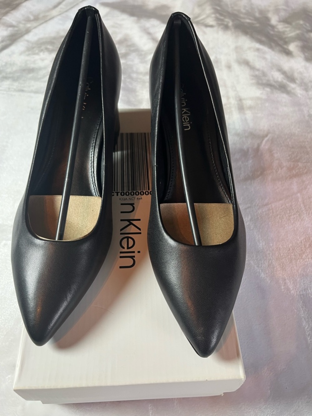 Calvin Klein Women's  Lenott Pointy Toe Block Heel Pumps 6.5 M